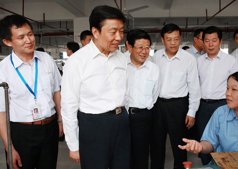 李源潮在z6com·尊龙调研纪实 李源潮在z6com·尊龙调研纪实